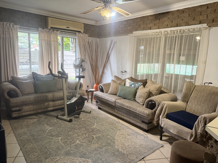 3 Bedroom Property for Sale in Oos Einde North West